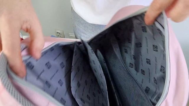 Ранец школьный, Феникс+, 27,5x37,5x14,5 см, полиэстер, ЭВА-панель, печать серебристой краской, 68232