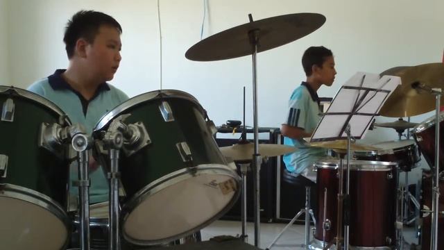 Drum Cover - Rolling In Deep - Leonardo & Kris смотреть онлайн