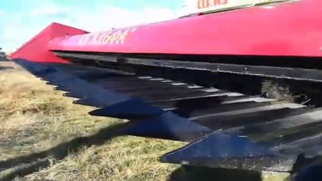 Безрядковая бердянская жатка для уборки подсолничнека смотреть онлайн