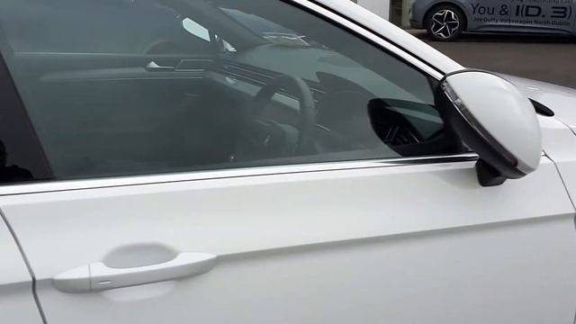 202MO133 - 2020 Volkswagen Passat GTE 1.4TSI PHEV AUTO 40,400 смотреть онлайн