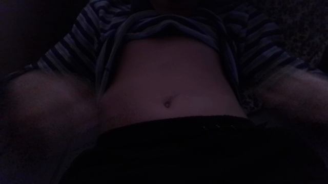 Съёмка урячяние животика из нормально расстояний