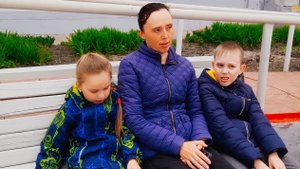 Нажарила пирожков/ Сборы Веронички в дорогу/Обзор подарочков / Проводили на поезд...