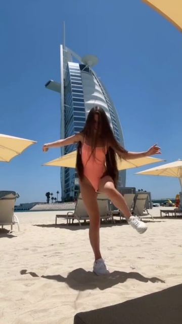 ЛЕДИ ДИАНА ТАНЦУЕТ СВОЙ НОВЫЙ ТАНЕЦ СЛИВ ПЕСНИ LADY BANNY смотреть онлайн