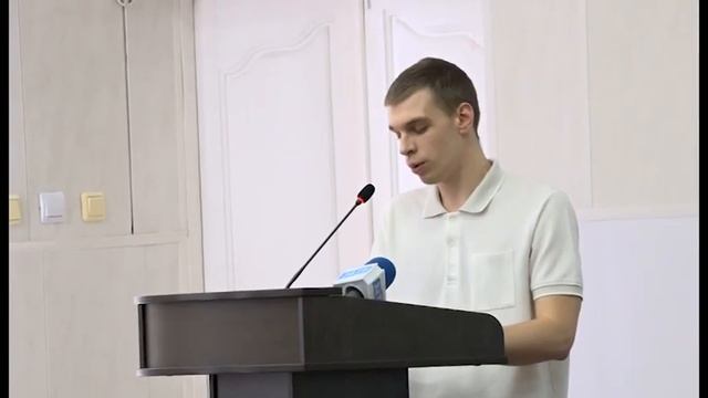 Половина пятиклассников в Заречном не умеет завязывать шнурки смотреть онлайн