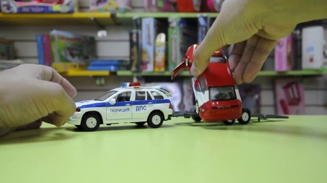 ТехноПарк 1:43 Полицейская машинка джип с прицепом 134100 смотреть онлайн