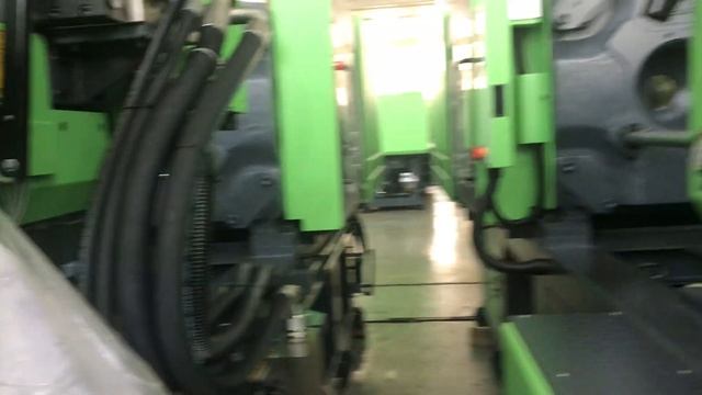 China Sunbun 180Ton Small Benchtop Plastic Injection Molding Machine смотреть онлайн