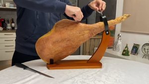 Испанский хамон. Распаковка. Установка. Разделка. Первая нарезка. Jamón Serrano Gran Reserva. Нога.