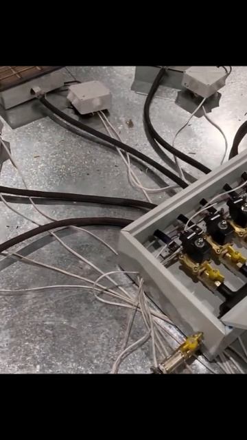 Выставляем рабочее давление газа и запуск автоматики печи полимеризации порошковой краски.