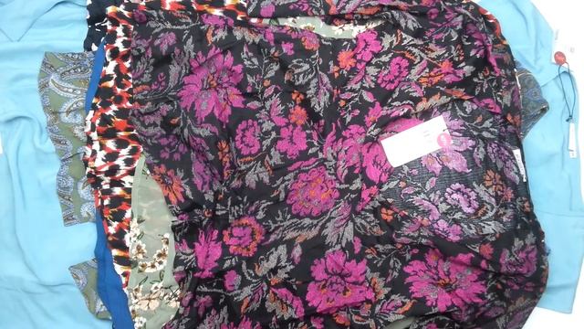 5929 Masai женский сток 1 пак, 25 шт, 7.9 €/шт смотреть онлайн