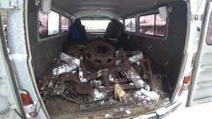 МЕТАЛЛА КОП НА УАЗ БУХАНКЕ ПРОДОЛЖАЕТСЯ! ПРИЕХАЛ НА СТАРОЕ МЕСТО И НАШЁЛ ОТЛИЧНЫЙ МЕТАЛЛЬЧИК!!!