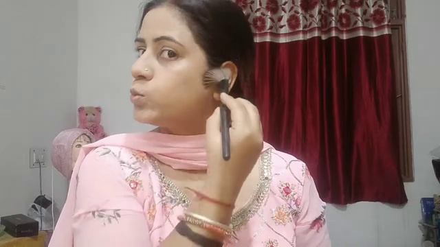 How do you apply pink eyeshadow for beginners? Tomato Flicka Foundation coverage & Pink part Makeup смотреть онлайн