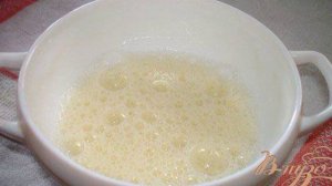 Рулет  с вялеными помидорами и сыром