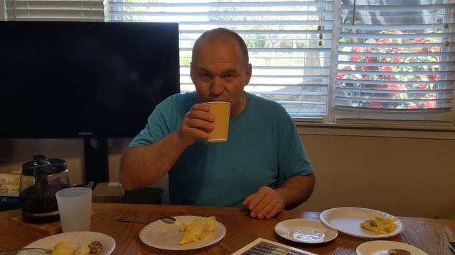 Очень необычно и вкусно -- дуриан с кофе. смотреть онлайн