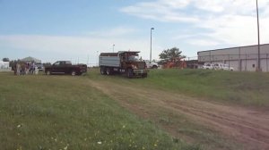 1986 Autocar dump truck