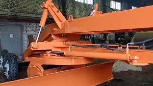 Прицепной тракторный грейдер. Полноценное электрогидравлическое управление из кабины трактора.