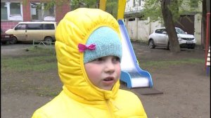 На площадки «Города детства» начали развозить инвентарь