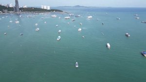 OZO North Pattaya | บรรยากาศวิวห้องพักดีลักซ์ 2 ห้องนอน โอเชียนวิว ชั้น17 | บรรยากาศริมหาดพัทยา