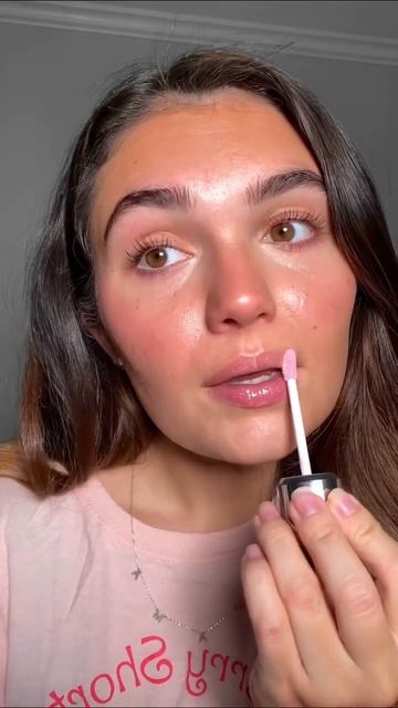 Kiko Milano Gloss in Pearly Pink 🌸 #dailymakeup #pinkmakeup #makeupreview #easymakeuptutorial #grwm