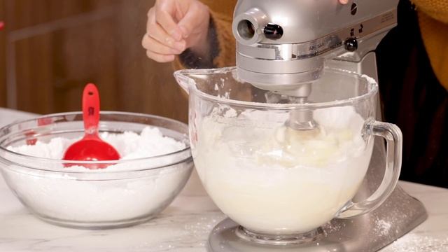 Can Rie Make Skittles Fancy? • Tasty смотреть онлайн