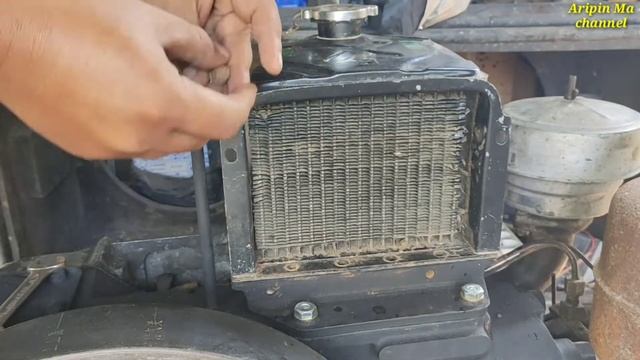 CARA PASANG RADIATOR DIESEL ENGINE JIANG FA D 16 HP DARI HOPER DI RUBAH KE RADIATOR смотреть онлайн