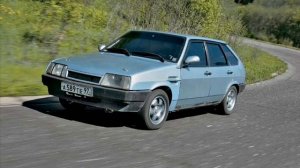 в девятки едут пятера с одного района