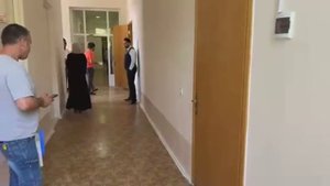 ЖОНЛИ МУЛОҚОТ. Аброр Мухтор Алий
