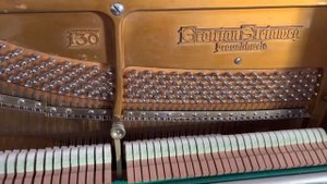Пианино «Гротриан Штайнвег»