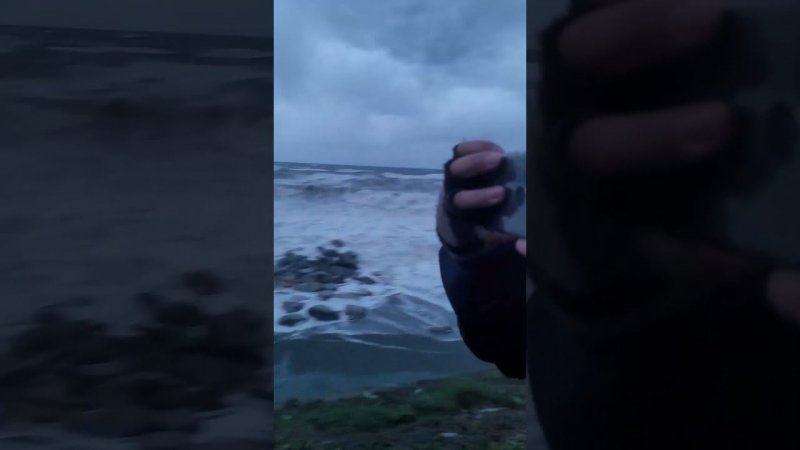 Что происходит сегодня на пляже в Сочи