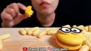 ASMR *YELLOW FOOD* MINIONS MACARON, BANANA KICK *노란 음식* 미니언즈 마카롱, 바나나킥 이팅사운드 먹방 EATING SOUND MUKBAN