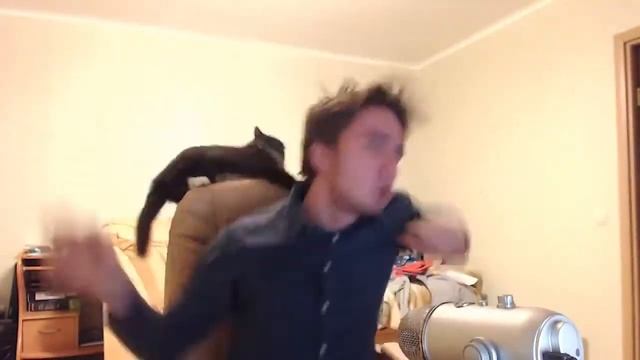 ЮЗЯ ПСИХАНУЛ XD смотреть онлайн