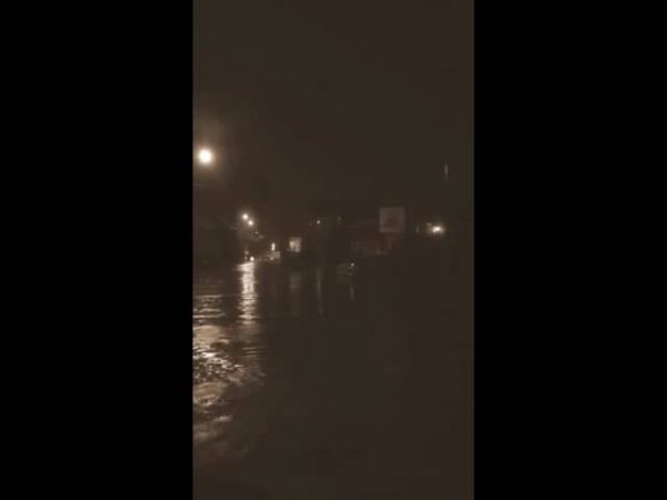 Плавающие машины по дорогам Краснодара