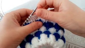 Вязание двухцветного узора на круговых спицах  (по кругу) №58.