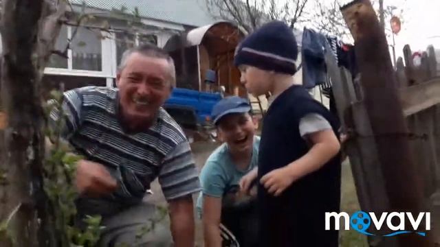 Ловим правильных и вкусных червей 😂😉 смотреть онлайн