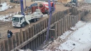 Заливка тампонажного слоя мостового перехода г.Пермь. Первая работа Автобетононасоса Steelus 38м.