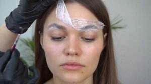 ДОЛГОВРЕМЕННАЯ УКЛАДКА БРОВЕЙ