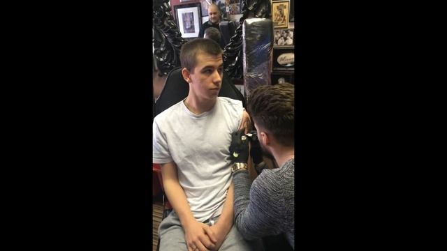 NWTG Coyote getting his first tattoo (re-upload) смотреть онлайн