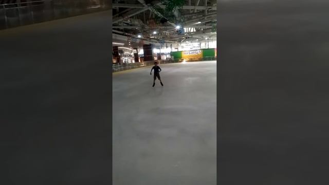 Катаемся на коньках в меганоме смотреть онлайн