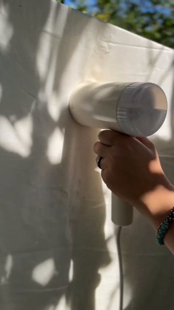 Отпарит все морщинки на ткани #отпаривательдляодежды #отпариватель #гаджет #новое #дом #длядома смотреть онлайн