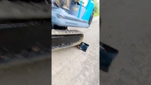 Kobelco SK015