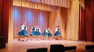 Танцевальный коллектив "Карусель" - "Посею лебеду на берегу"