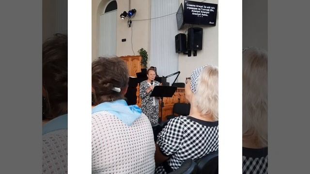 Жіноча конференція на тему "Жінка під час тривоги" смотреть онлайн