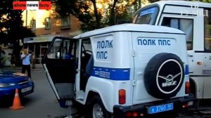 Полицейский УАЗ столкнулся с автобусом