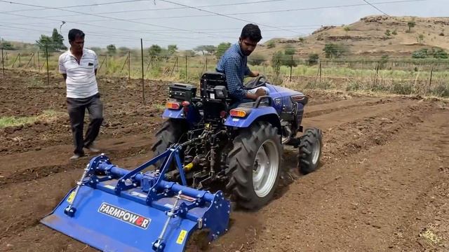 Farmtrac 26 4WD on 24 blade rotavator смотреть онлайн