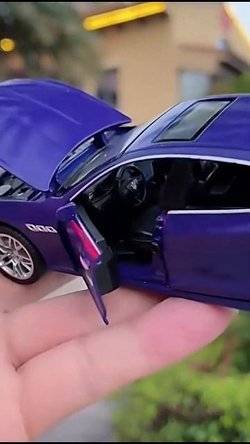 Maserati Quattroporte Coupe Alloy Car Model Diecast смотреть онлайн