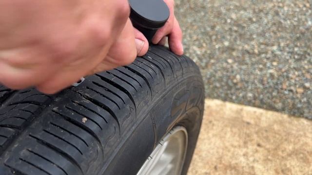 Ridge Ryder Tyre Repair Kit - How to Repair Your Tyre - Emergency Tyre Repair смотреть онлайн