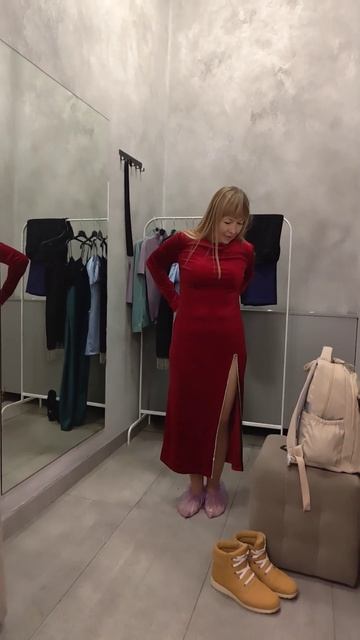 Платье вечернее за шокирующую сумму 1000 р. в т.ц. Рио смотреть онлайн