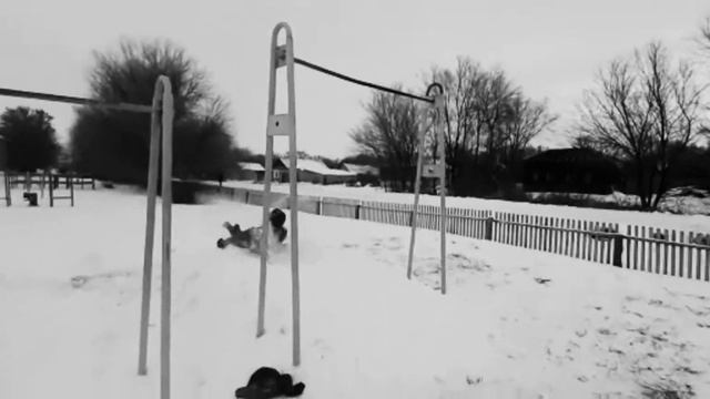 Год назад я учился обычный топорик, но через год я сделал двойной топорик. 💪 смотреть онлайн