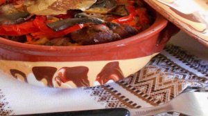 Гречка с куриной печенью в горшочках