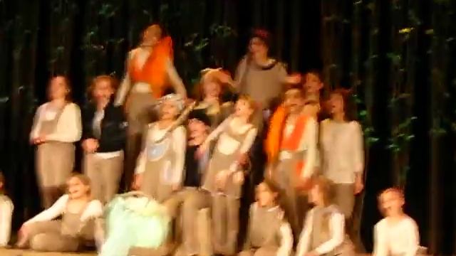 концовка спектакля "Восьмая нота МЕ". Театр Гармония. смотреть онлайн