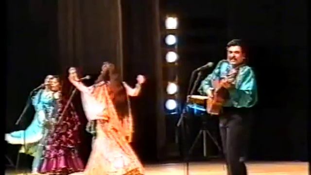 Gypsy folk song. Nickolay Lekarev Sr.